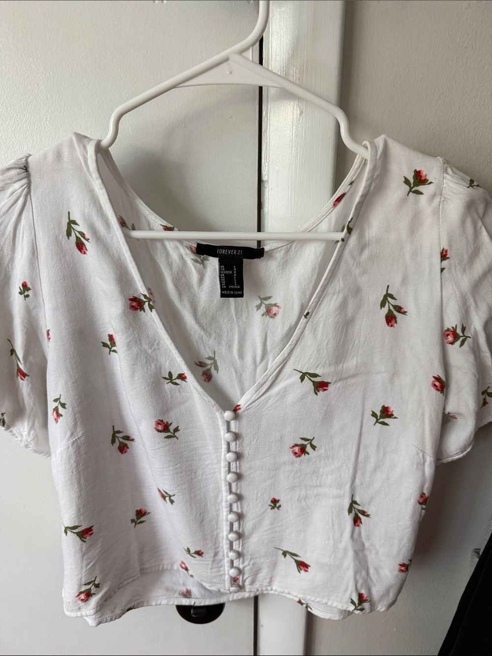 Forever 21 White Crop Top with Red Floral Print